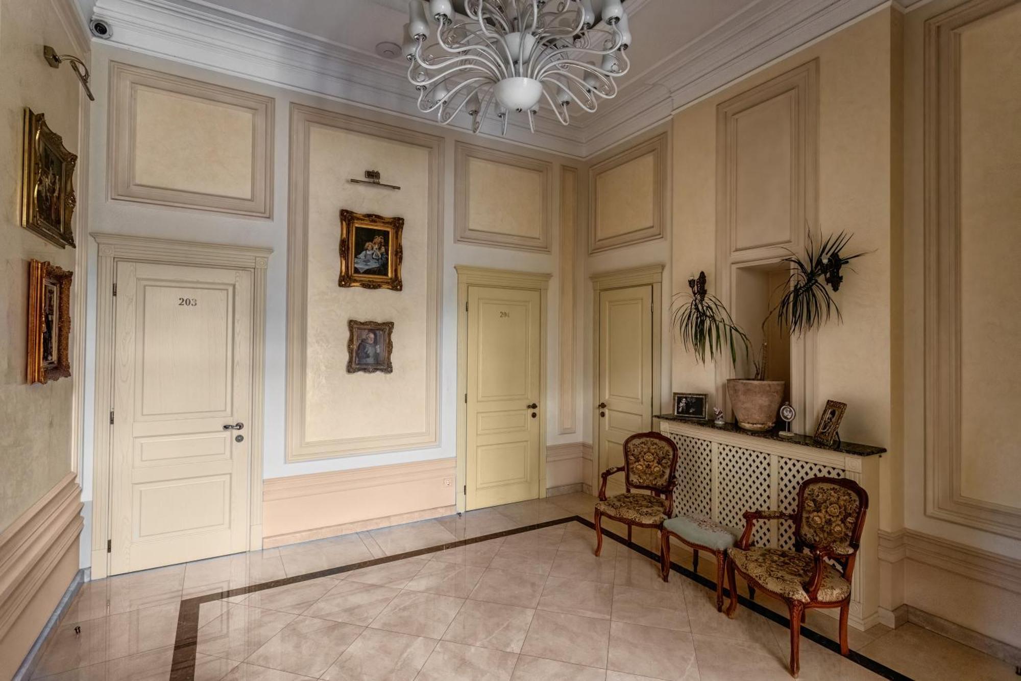 Vintage Art Hotel Odesa Exterior photo